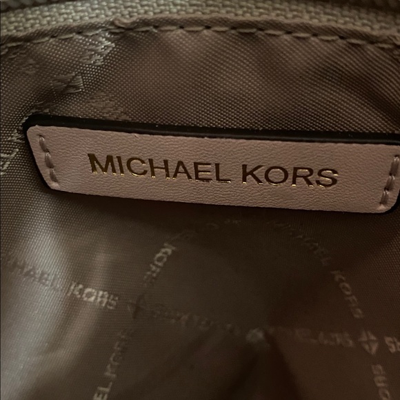Michael Kors Pink and Cream Signature Tote - Picture 8 of 9